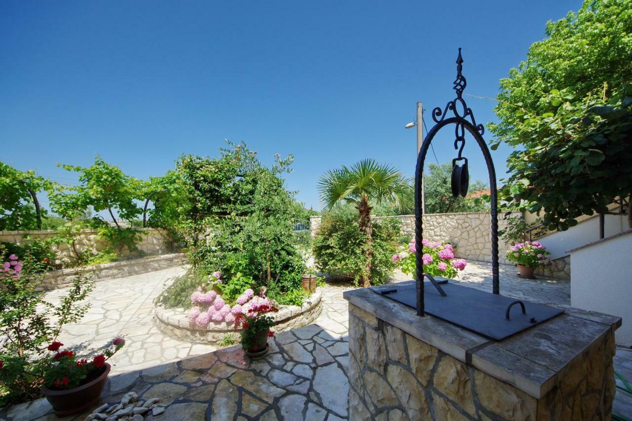 Apartman Marija Posedarje Exterior photo
